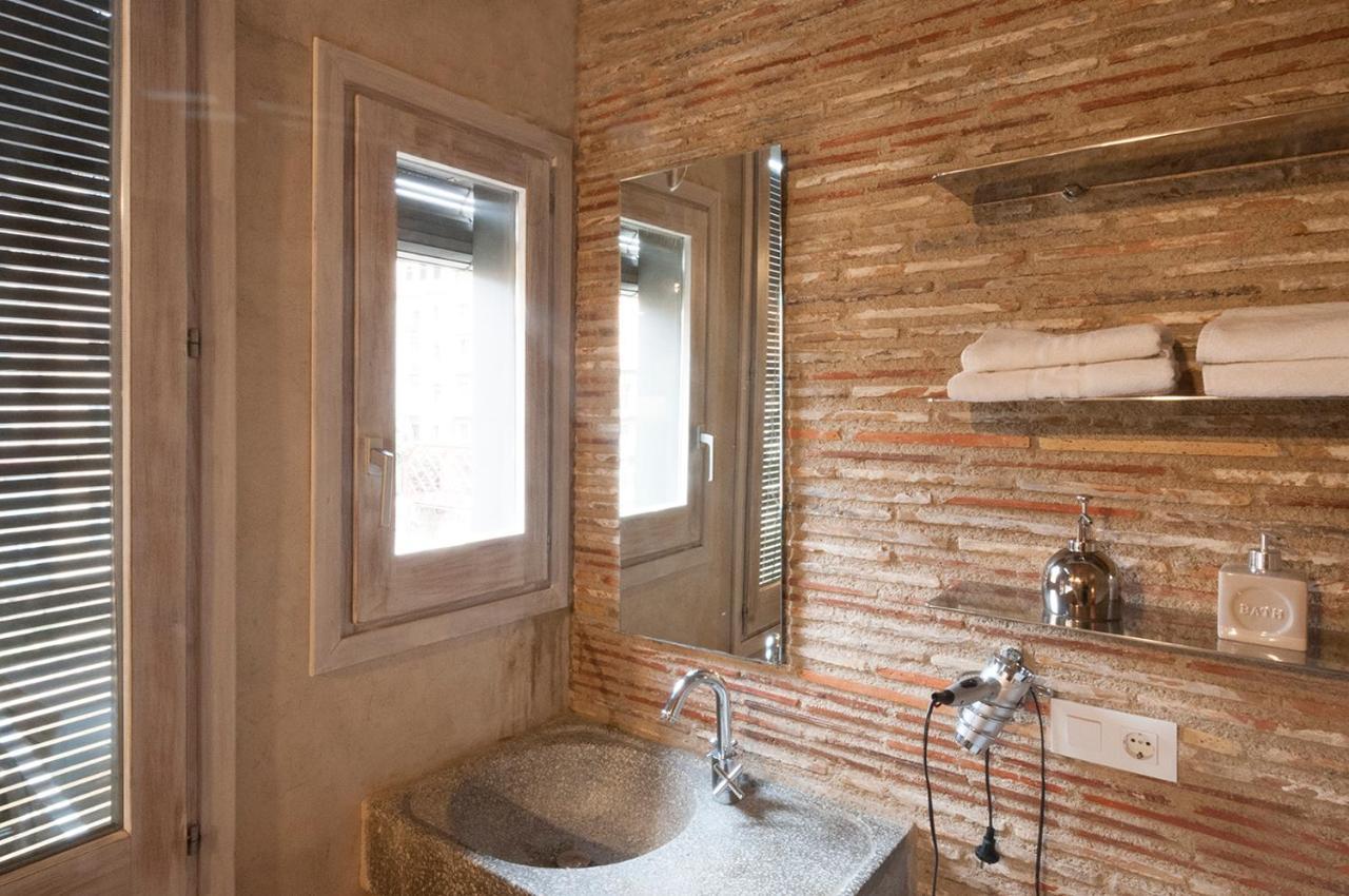 Onyar Apartments Rambla De La Llibertat 27 Girona Dış mekan fotoğraf