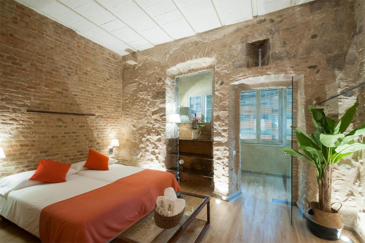 Onyar Apartments Rambla De La Llibertat 27 Girona Dış mekan fotoğraf