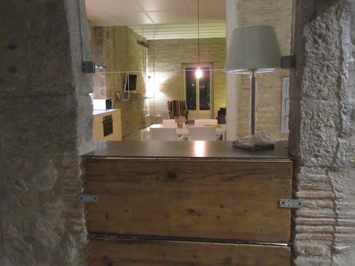 Onyar Apartments Rambla De La Llibertat 27 Girona Dış mekan fotoğraf
