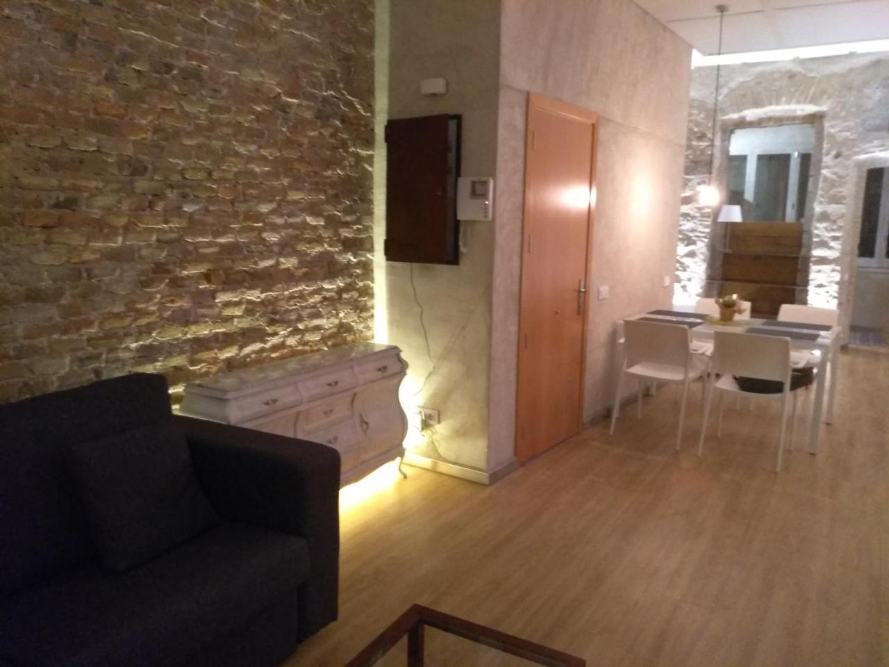Onyar Apartments Rambla De La Llibertat 27 Girona Dış mekan fotoğraf