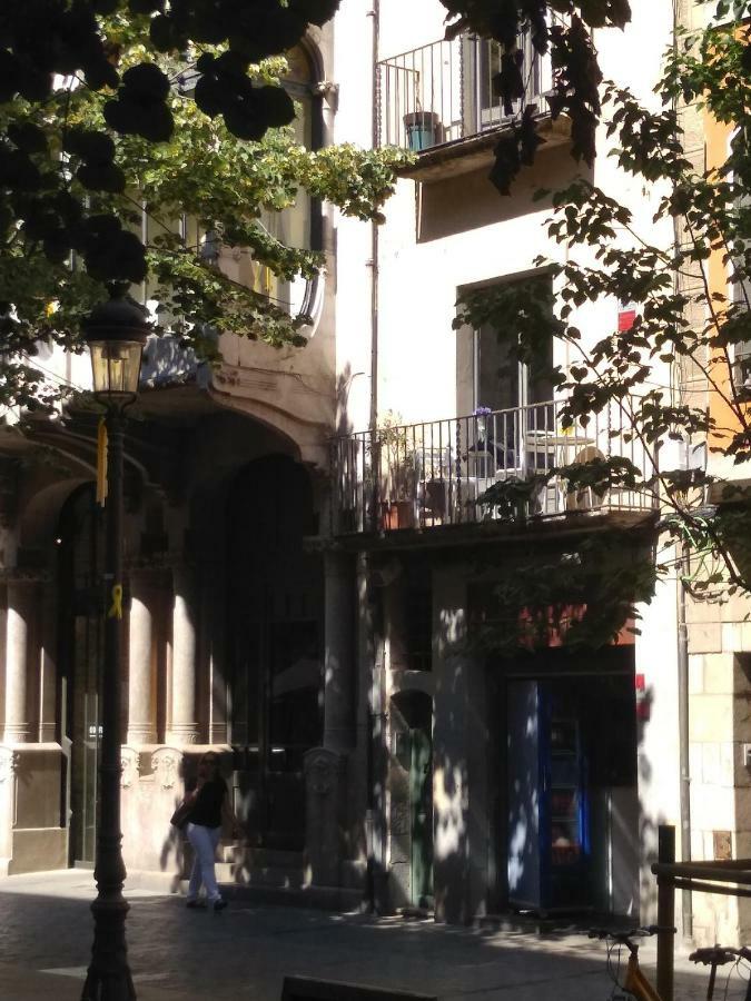 Onyar Apartments Rambla De La Llibertat 27 Girona Dış mekan fotoğraf