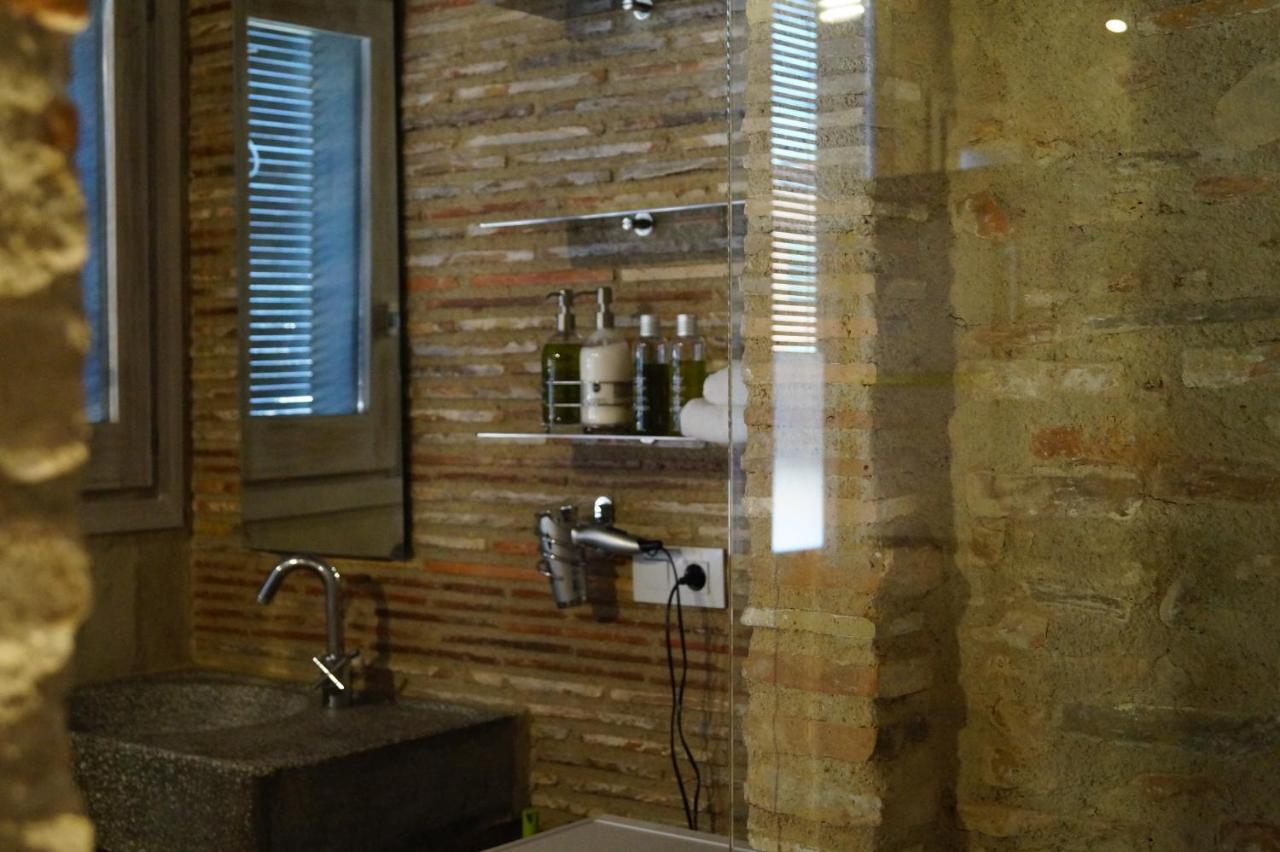 Onyar Apartments Rambla De La Llibertat 27 Girona Dış mekan fotoğraf